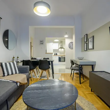 Fully Renovated Flat In Prime Location * Athens