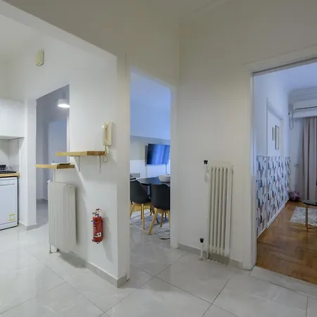 Fully Renovated Flat In Prime Location Apartment